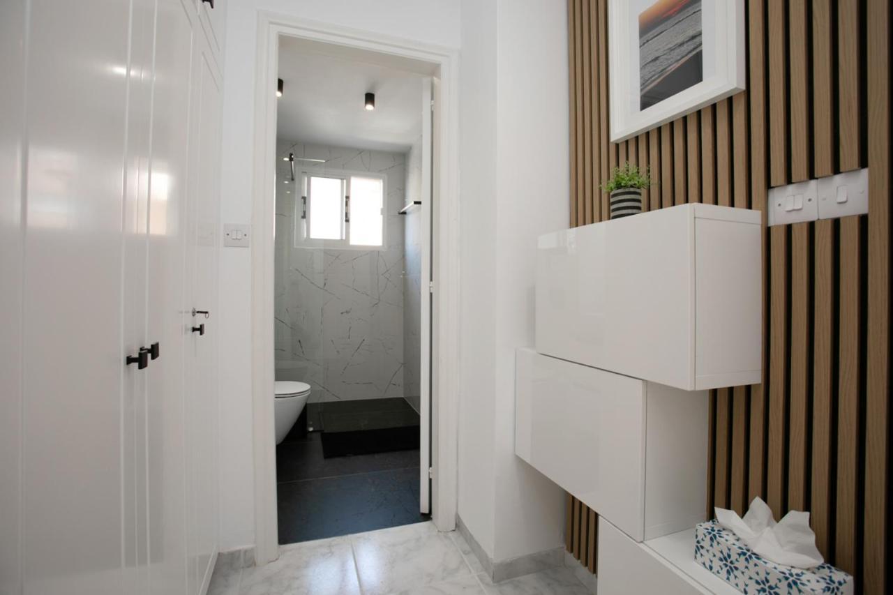 Joanne's Lovely 2 Bedroom Apt. Appartement